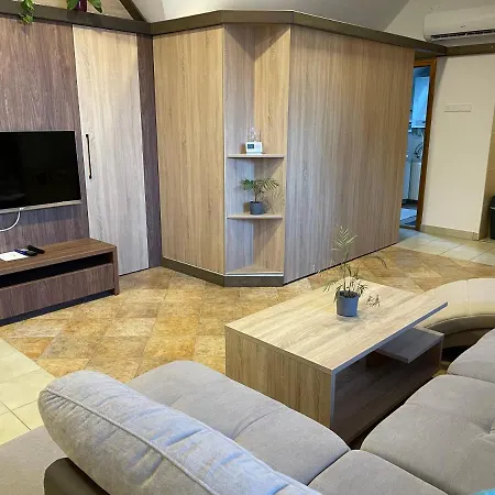 Apartment Delta